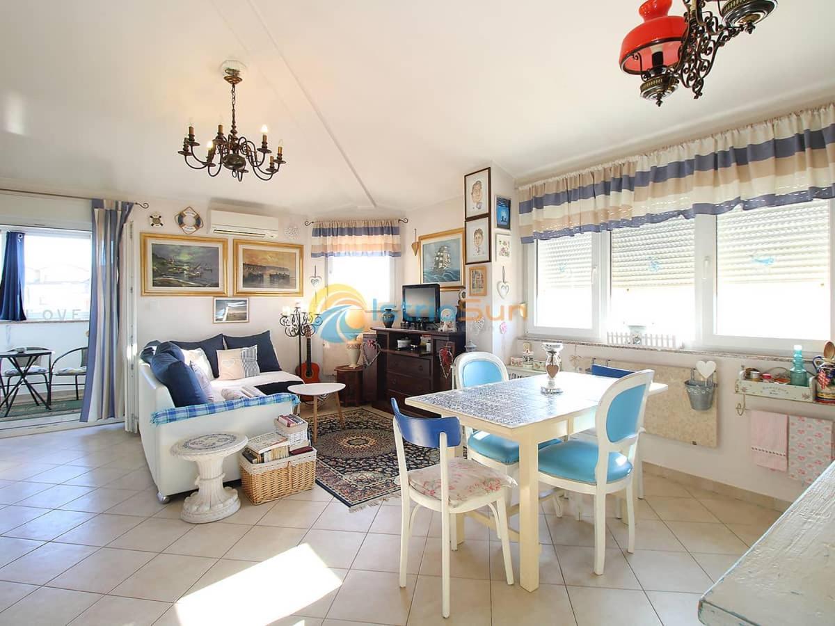 Ližnjan Apartments Bardak מראה חיצוני תמונה