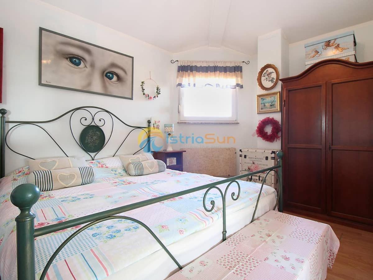 Ližnjan Apartments Bardak מראה חיצוני תמונה